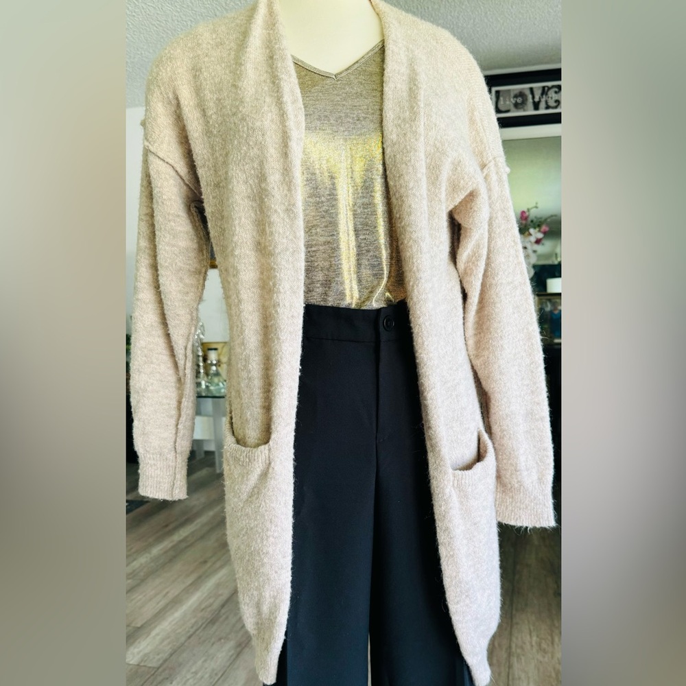 By ANTHROPOLOGIGIE, Sueter para mujer, Talla M, Color cafe.